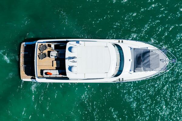 64ft Absolute Yacht For Sale