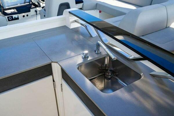 64ft Absolute Yacht For Sale