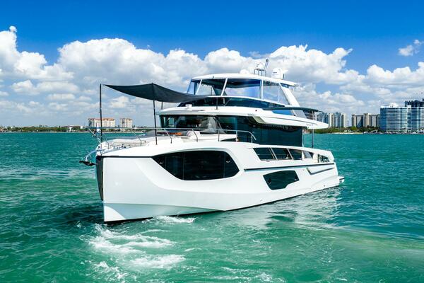 64ft Absolute Yacht For Sale