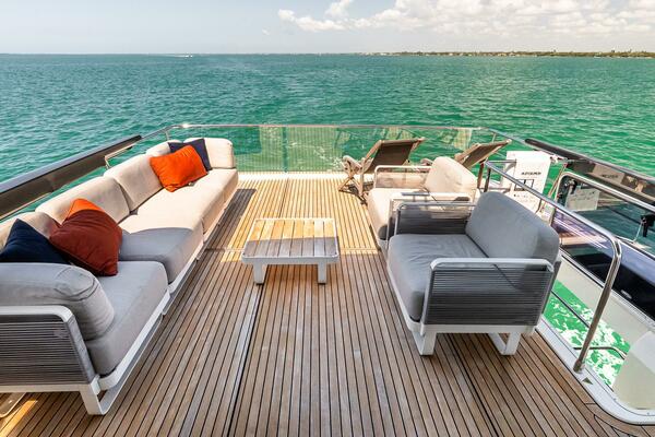 64ft Absolute Yacht For Sale