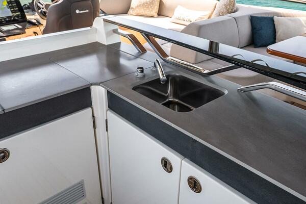 64ft Absolute Yacht For Sale