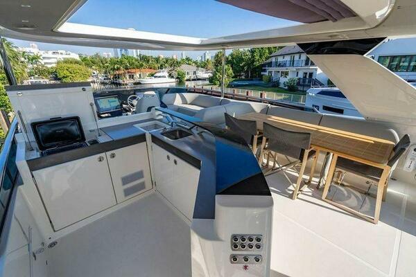 64ft Absolute Yacht For Sale