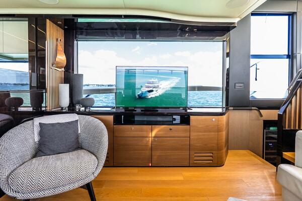 64ft Absolute Yacht For Sale