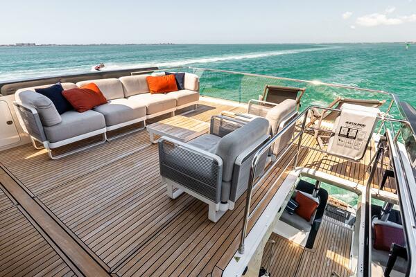 64ft Absolute Yacht For Sale