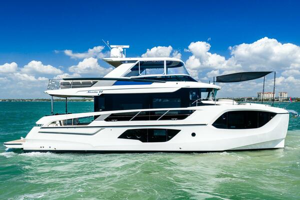 64ft Absolute Yacht For Sale