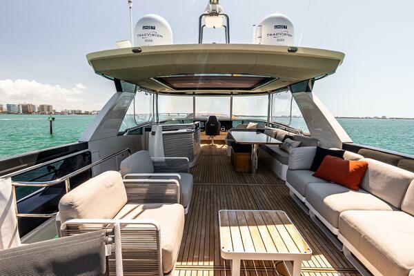 64ft Absolute Yacht For Sale