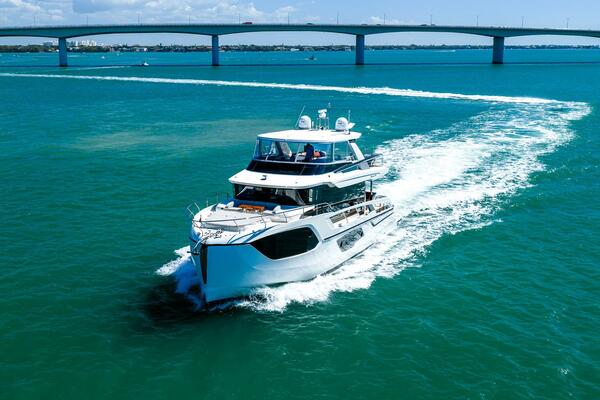 64ft Absolute Yacht For Sale
