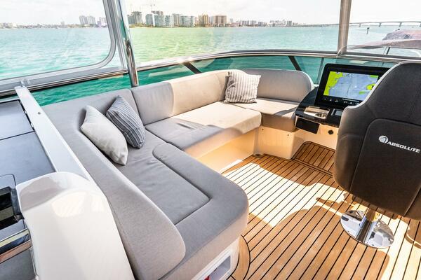 64ft Absolute Yacht For Sale