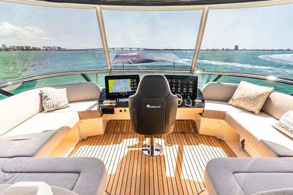 64ft Absolute Yacht For Sale