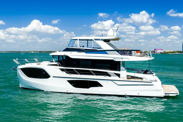 64ft Absolute Yacht For Sale