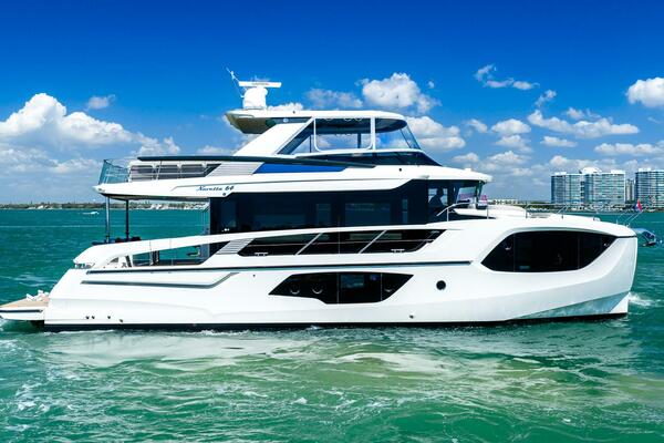 64ft Absolute Yacht For Sale