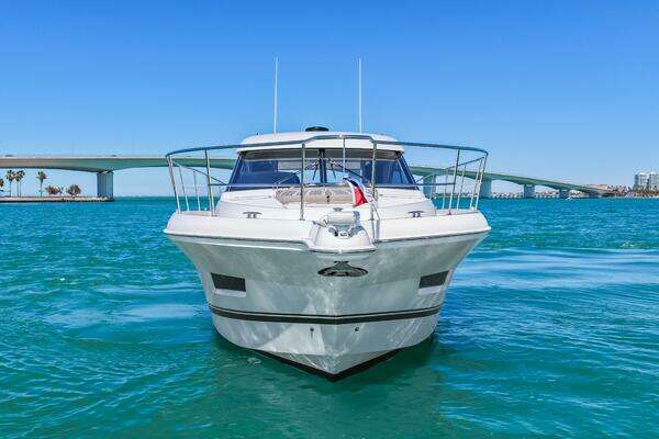 Riviera 5000 Sport Yacht Yacht For Sale