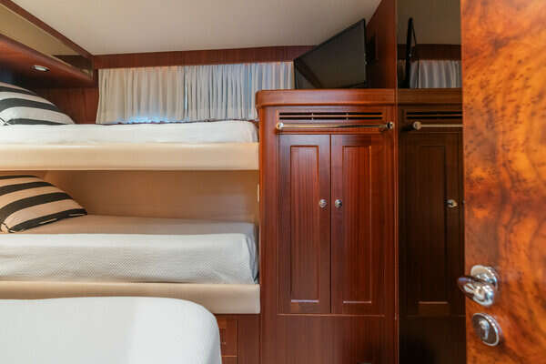 Ocean Alexander 65 PILOTHOUSE Yacht For Sale