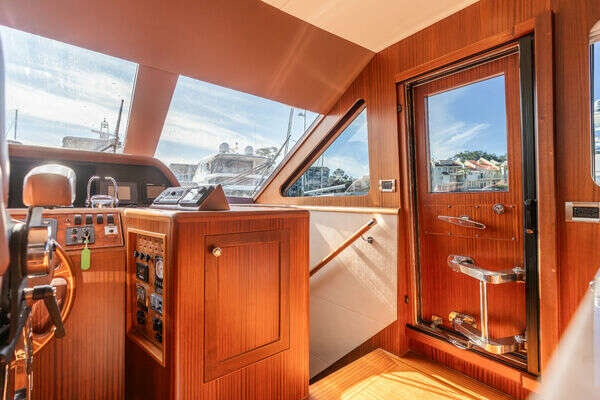 Ocean Alexander 65 PILOTHOUSE Yacht For Sale