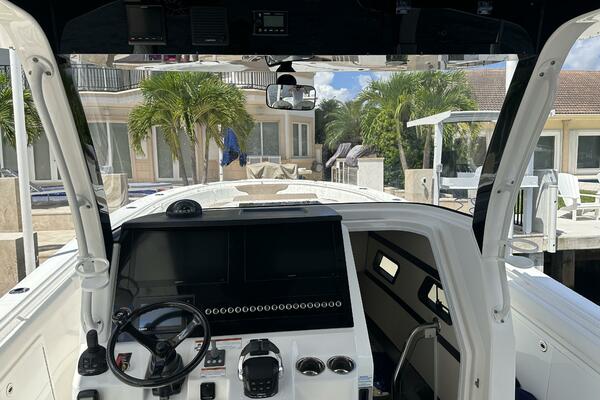 PERFECTION 37ft Edgewater Yacht For Sale