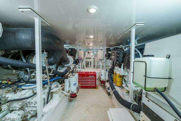 Post 53 Convertible Yacht For Sale