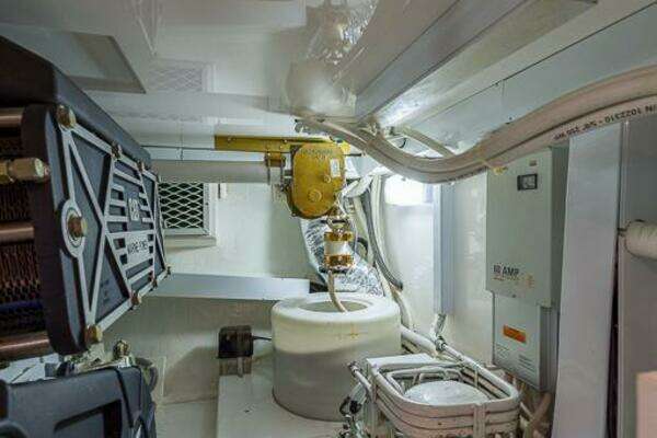 Post 53 Convertible Yacht For Sale