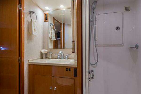 Post 53 Convertible Yacht For Sale