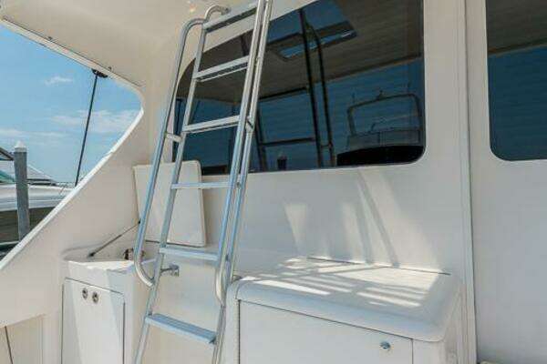 Post 53 Convertible Yacht For Sale