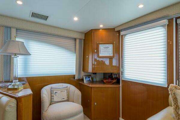 Post 53 Convertible Yacht For Sale