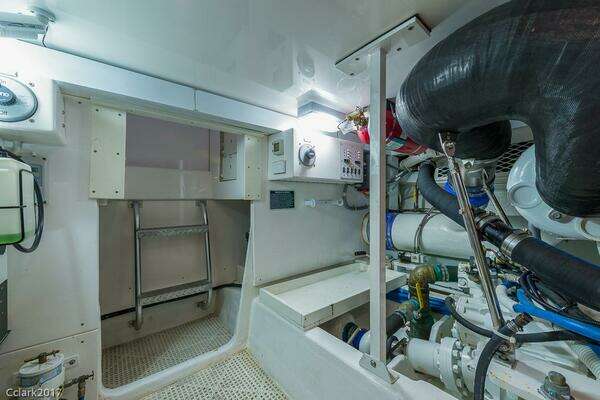 Post 53 Convertible Yacht For Sale