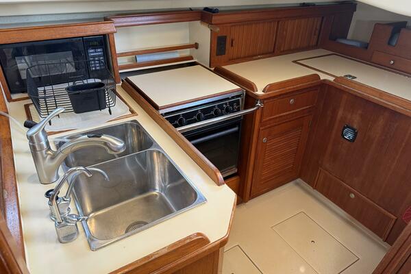 38ft Island Packet Yacht For Sale