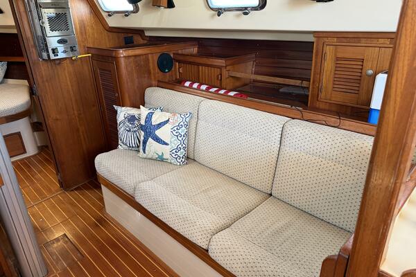 38ft Island Packet Yacht For Sale