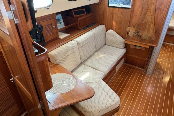 38ft Island Packet Yacht For Sale