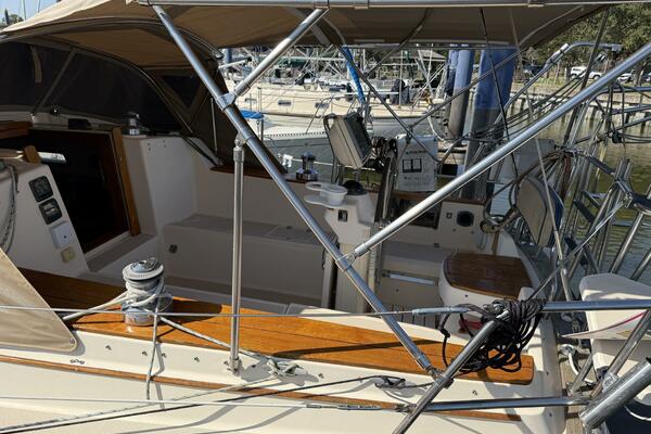 38ft Island Packet Yacht For Sale