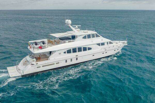Hargrave Capri Skylounge Yacht For Sale