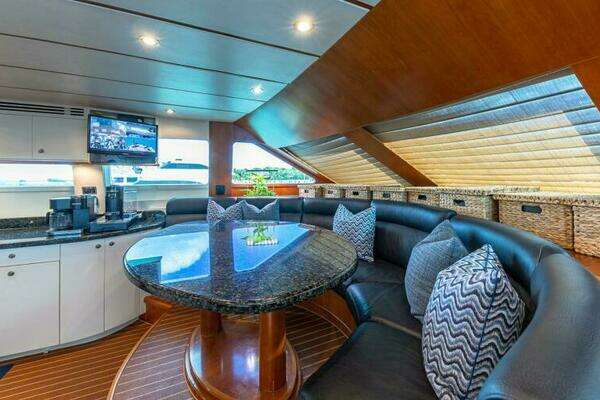 Hargrave Capri Skylounge Yacht For Sale
