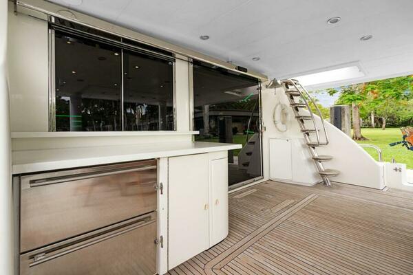 OSSUM DREAM 96ft Hargrave Yacht For Sale