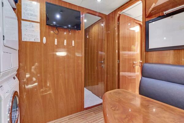 OSSUM DREAM 96ft Hargrave Yacht For Sale