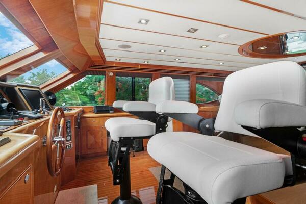 OSSUM DREAM 96ft Hargrave Yacht For Sale
