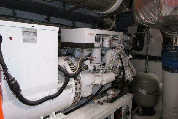 SHEPSL X 87ft Burger Yacht For Sale