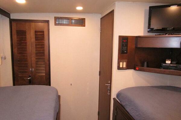 SHEPSL X 87ft Burger Yacht For Sale