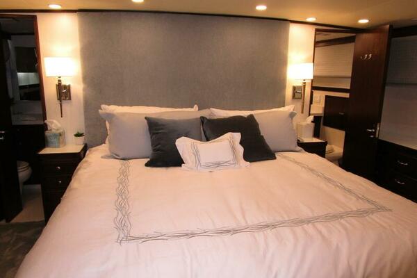 SHEPSL X 87ft Burger Yacht For Sale