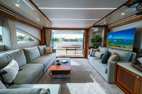 Johnson Skylounge Yacht For Sale