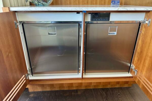 Dual Skylounge Refrigerators