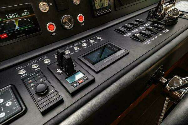 Johnson Skylounge Yacht For Sale