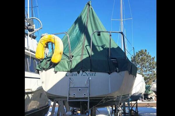 28ft O Day Yacht For Sale
