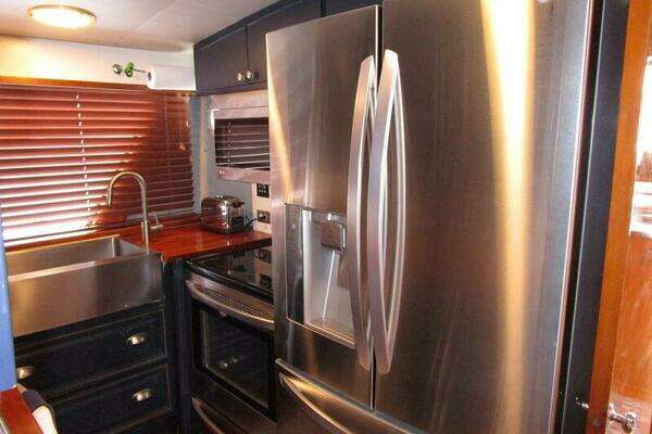 Matthews Voyager Yacht For Sale