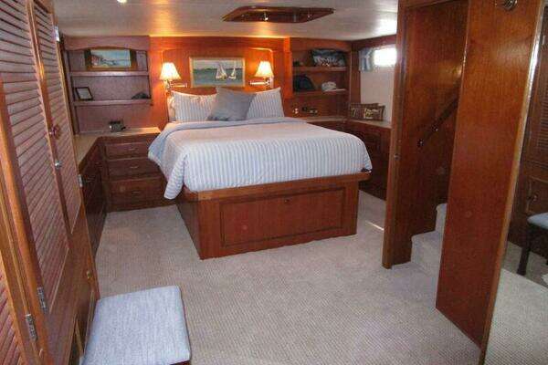 Matthews Voyager Yacht For Sale
