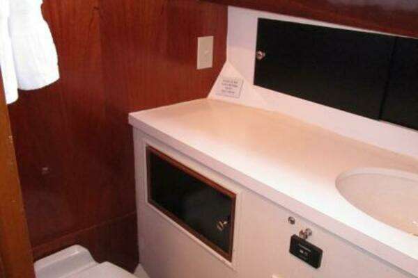 Matthews Voyager Yacht For Sale