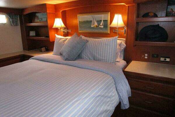 Matthews Voyager Yacht For Sale