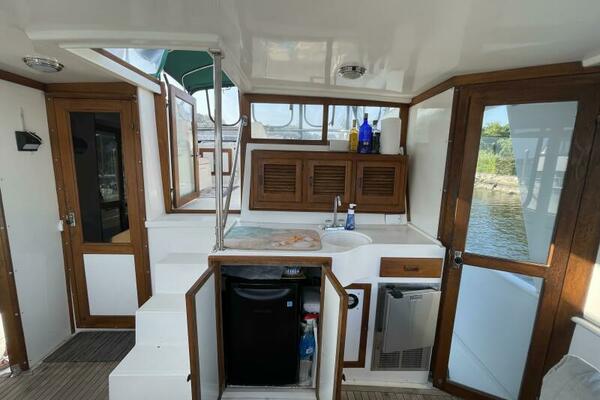 Peaceful Times 40ft Heritage East Yacht For Sale