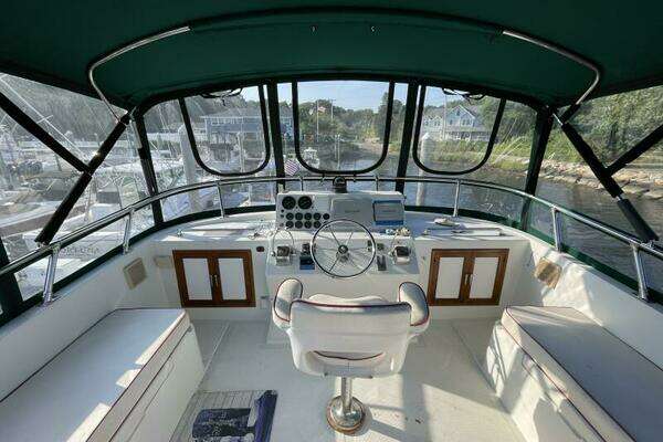 Photo of the 1987 Heritage East 40 Sundeck "Peaceful Times"