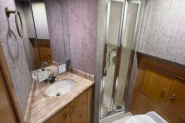 Hatteras  Yacht For Sale