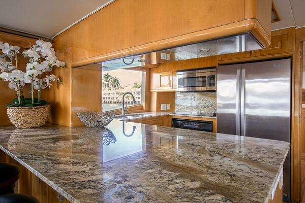 Hatteras  Yacht For Sale