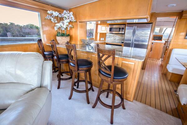 KRISTIN LEE 75ft Hatteras Yacht For Sale